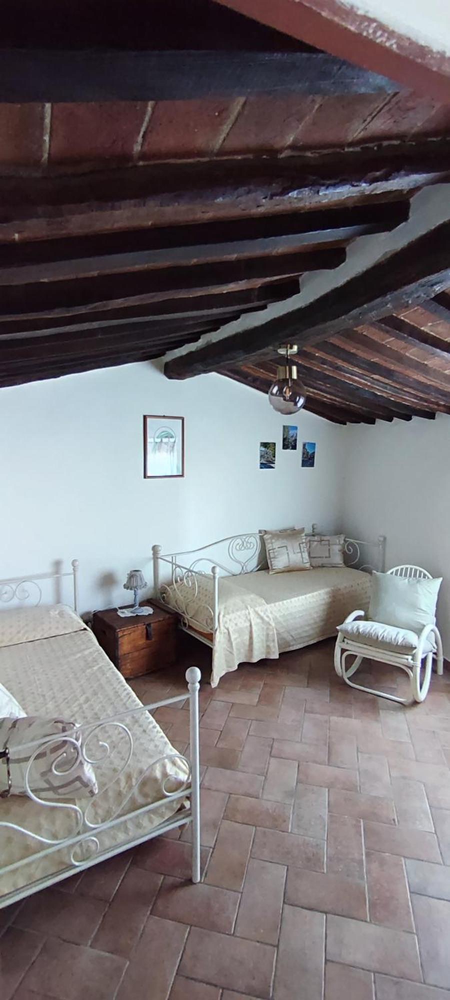 カスティリオーネ・ドルチャ La Casina Di Nonna Lolaヴィラ エクステリア 写真